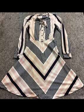 Wendy ONE Vintage Long-Sleeve Dress Red White and Blue Striped Poly 1960-70s